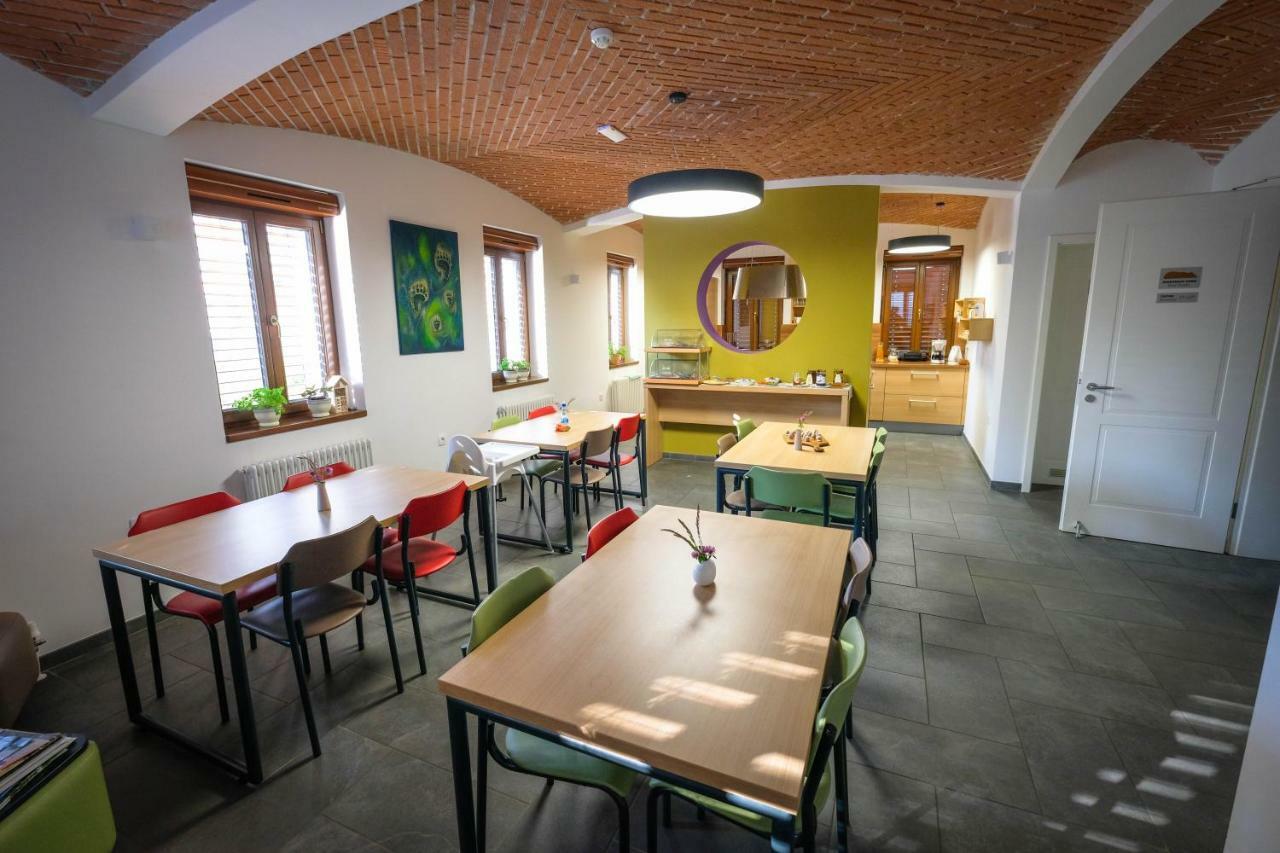 Hostel Bearlog Kocevje Eksteriør billede